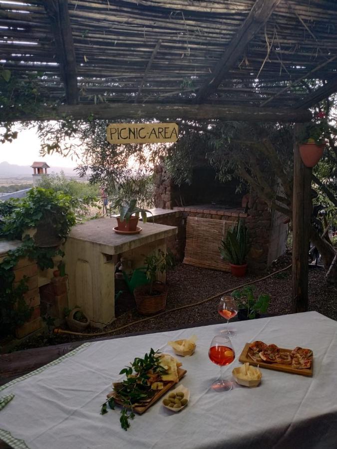 ساردارا B&B Ottoulivi المظهر الخارجي الصورة