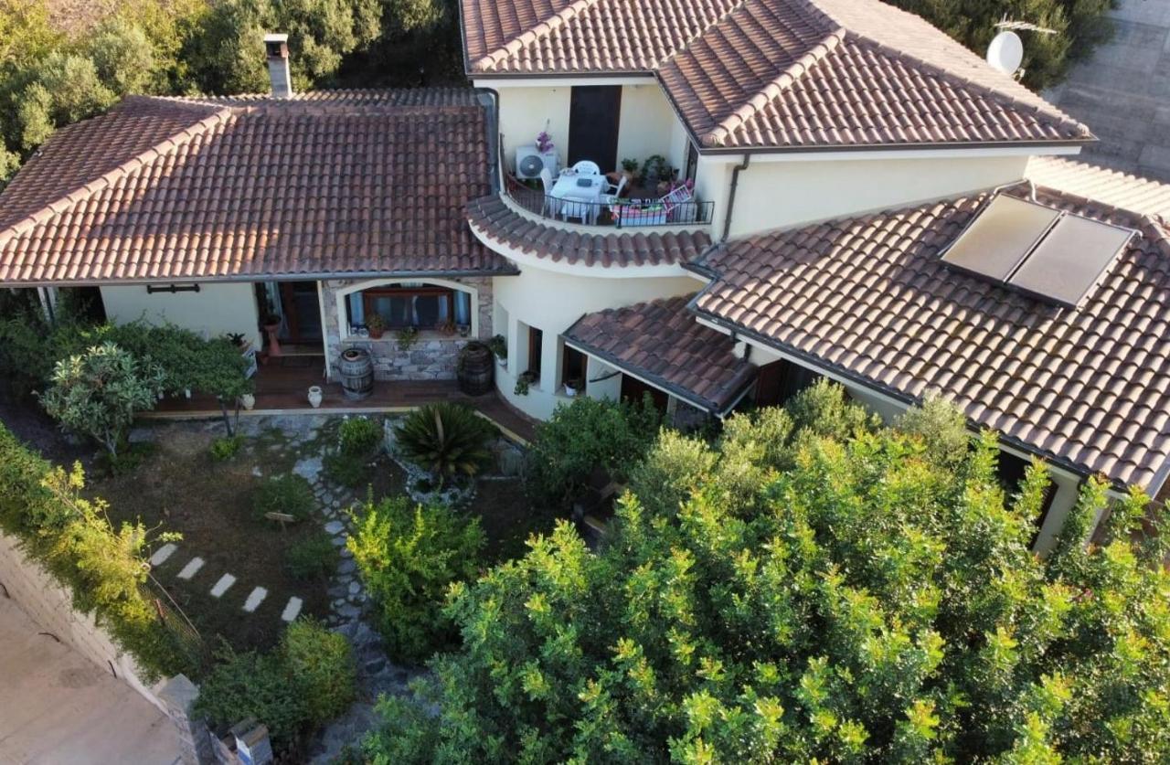 ساردارا B&B Ottoulivi المظهر الخارجي الصورة